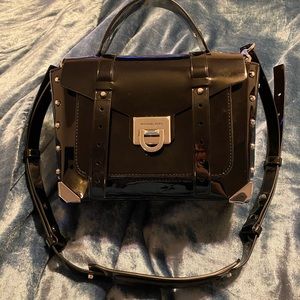 Michael Kors Manhattan Satchel